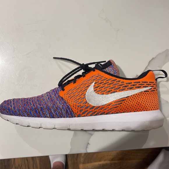 Nike Flyknit Rosherun Random Yarn Size 12 lightly used - Picture 4 of 5